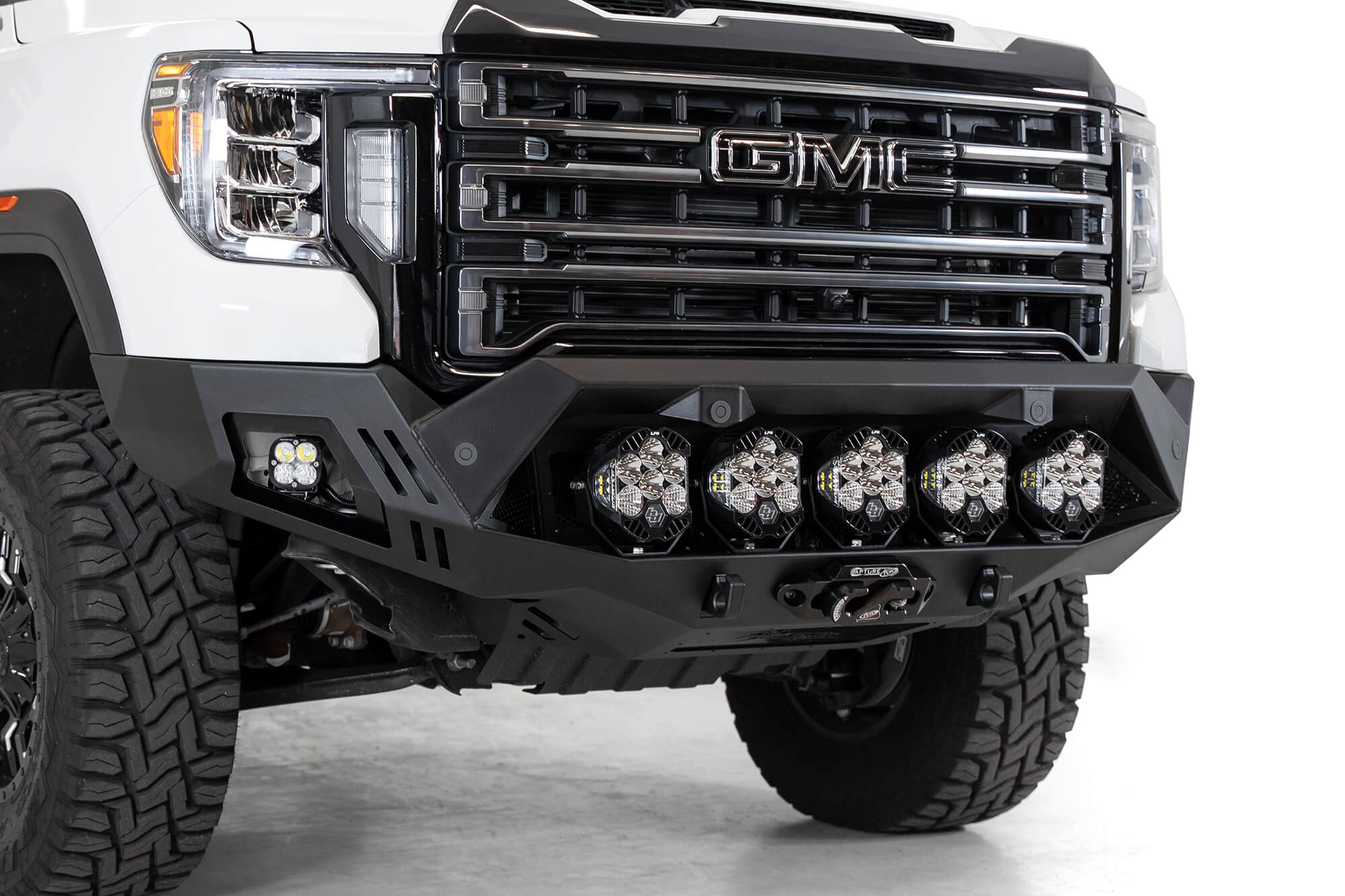 2020-2023 GMC Sierra 2500/3500 Bomber HD Front Bumper