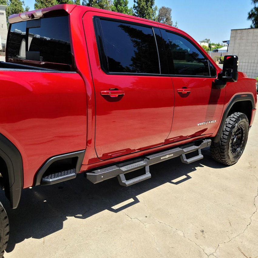 ATTITUDE MODULAR SIDE STEPS - BLACK - 2020-2022 CHEVY/GMC CREW CAB Chassis Unlimited Inc. 