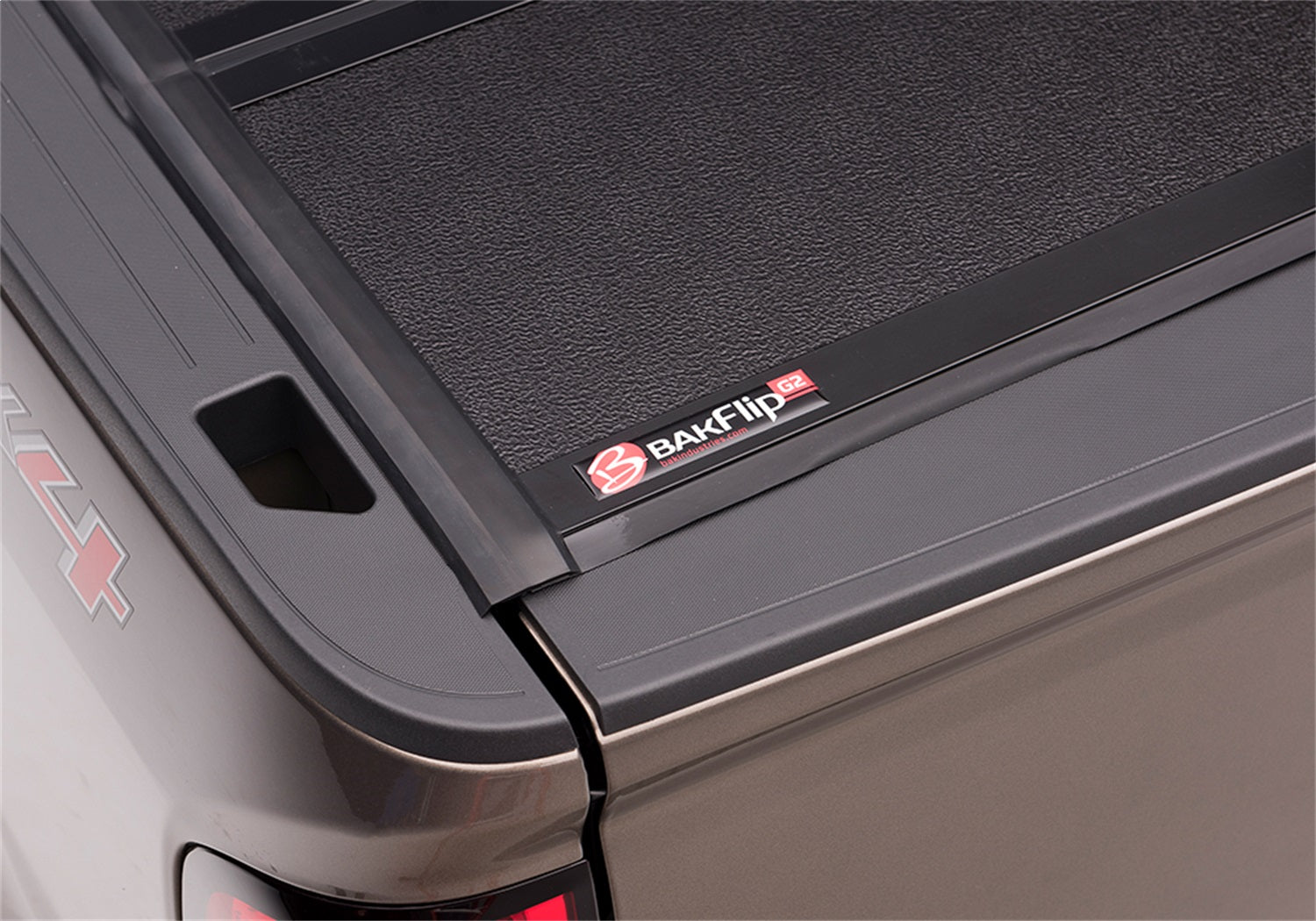 BAK 226126 - 15-20 Chevy Colorado/GMC Canyon 5ft Bed Flip G2