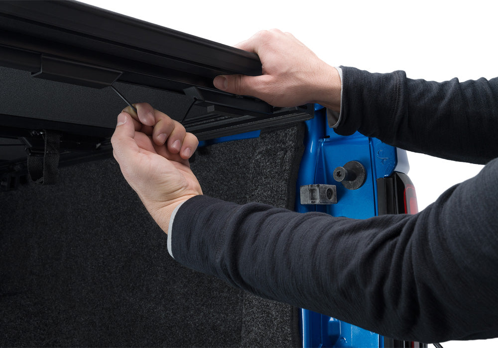 BAK 448227 - 19-20 Dodge Ram (New Body Style w/o Ram Box) 5ft 7in Bed Flip MX4 Matte Finish