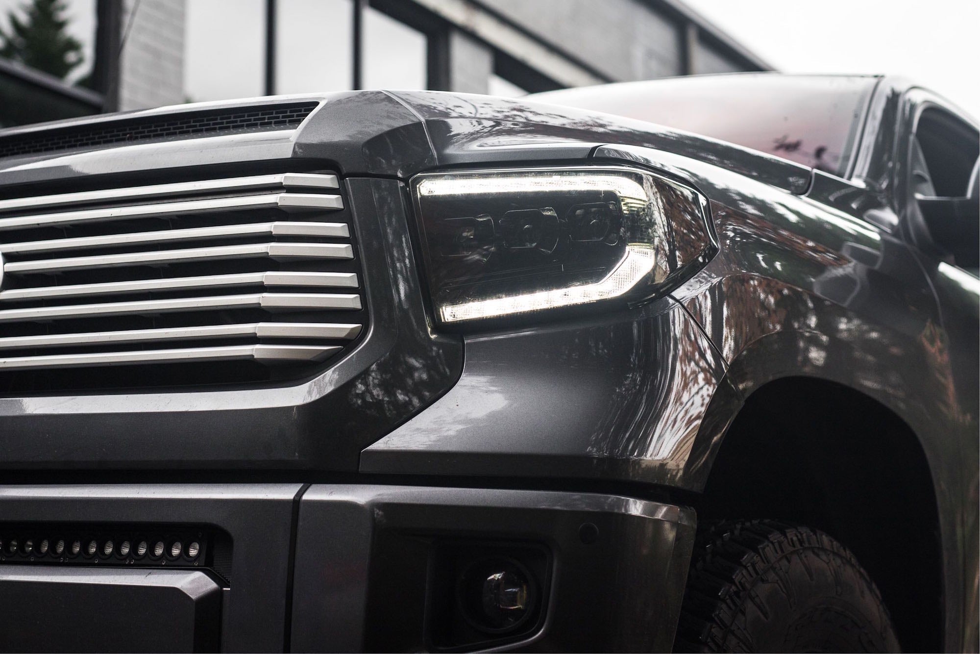 Toyota Tundra (14-20): XB LED Headlights White DRL