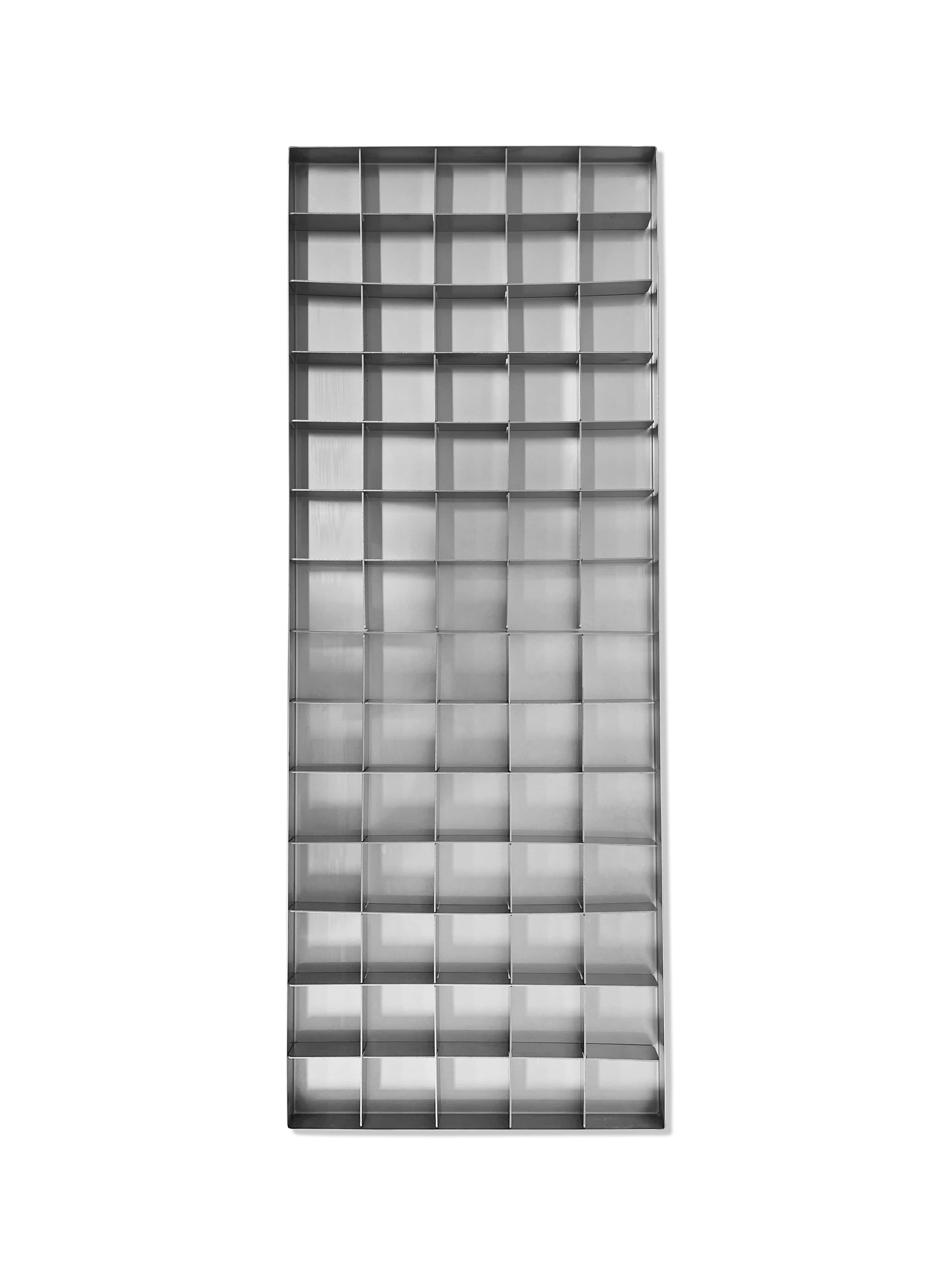 Mega size tray dividers
